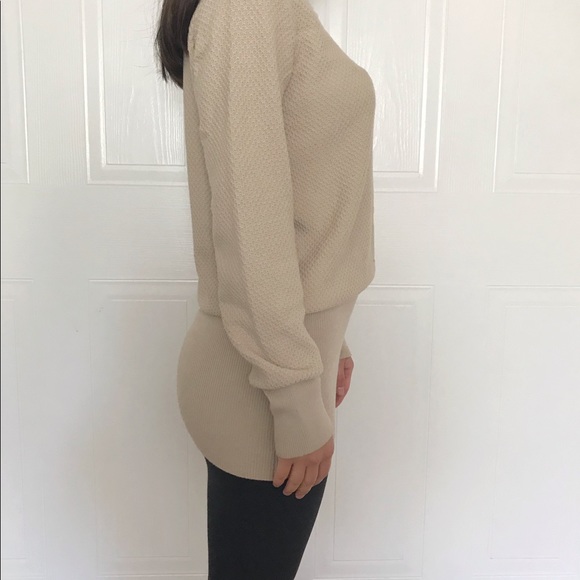 Tunic - Picture 3 of 4